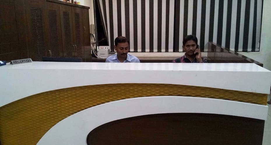 Hotel Adeshwar Gold, Ahmedabad 5